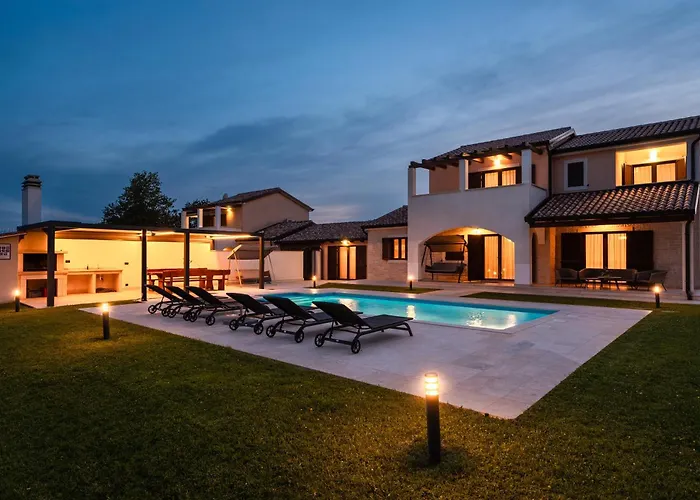 Genia Ii Villa *