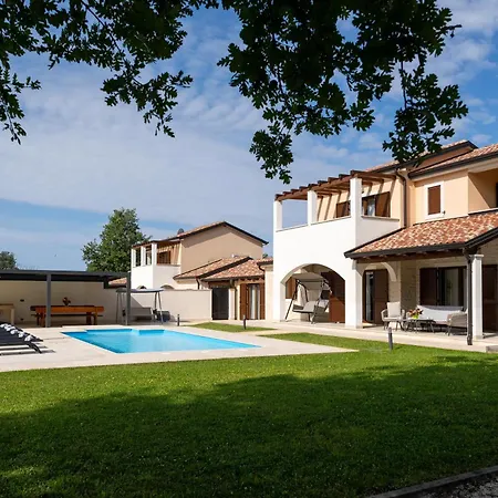 Genia Ii Villa